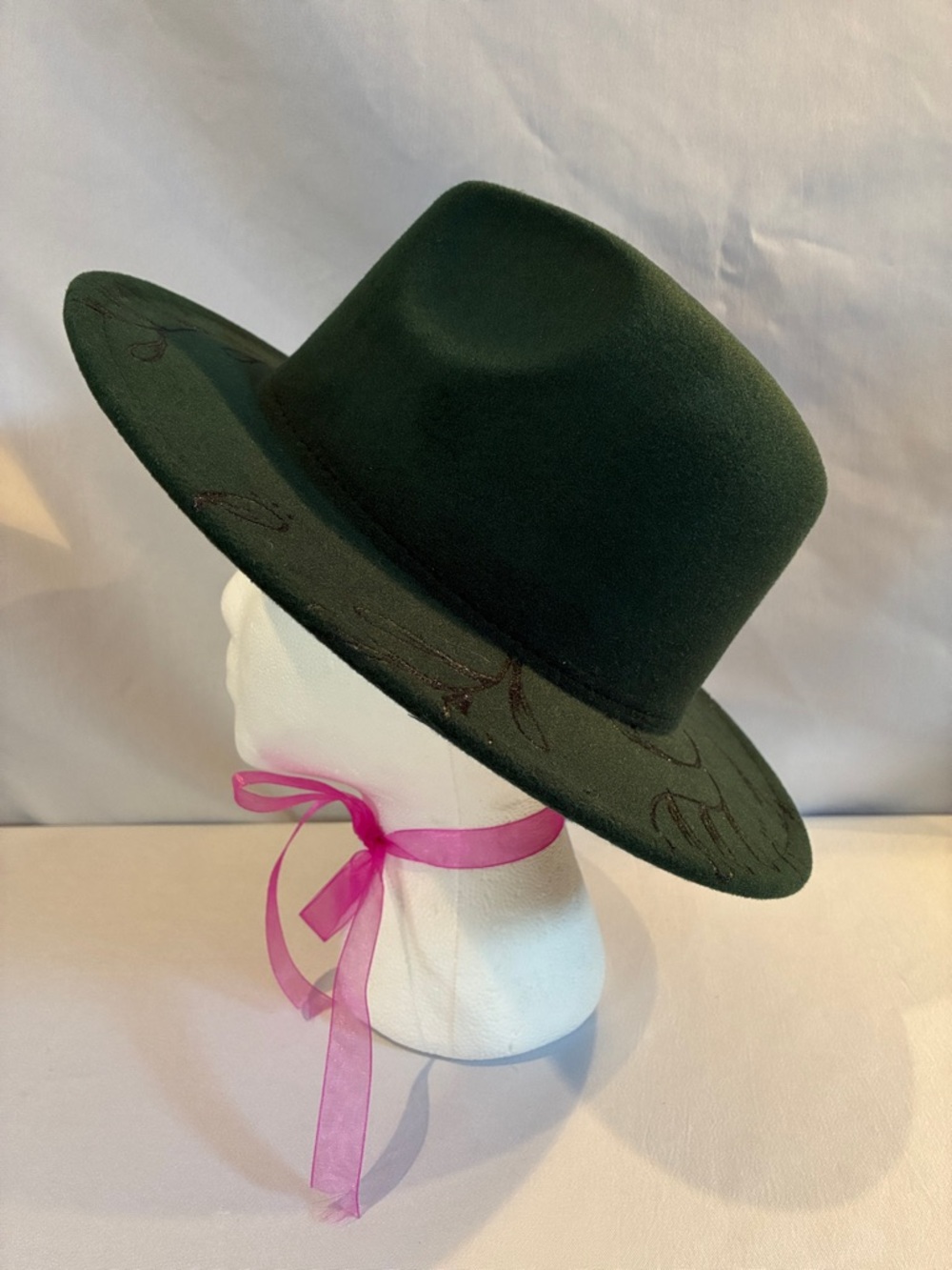 NEW St. Martin forest green felt fedora hat botanical hand burn engraved design
